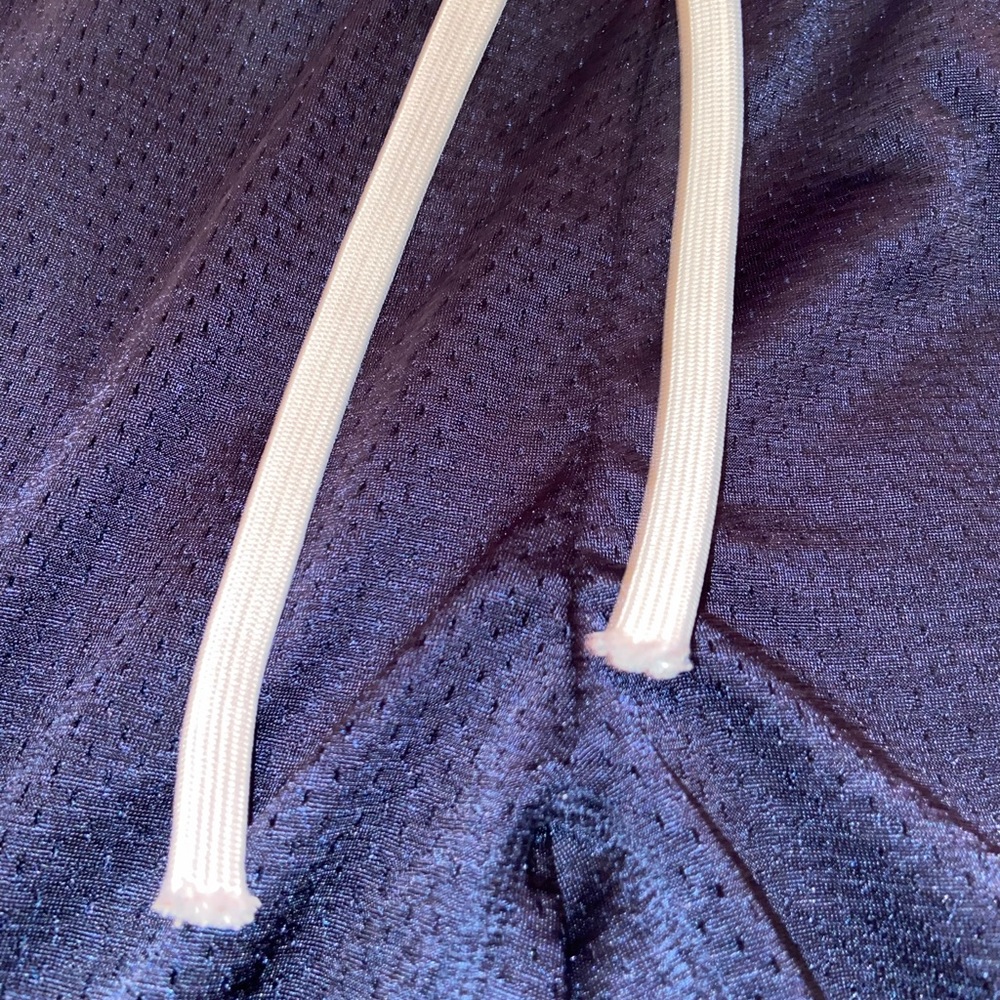 woman’s nike athletic shorts - Picture 5 of 5